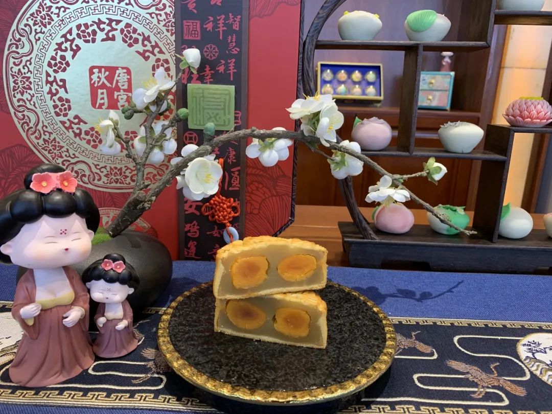 唐樂宮中秋月餅全網(wǎng)預(yù)售，重磅新品貓山王榴蓮冰皮月餅首發(fā)