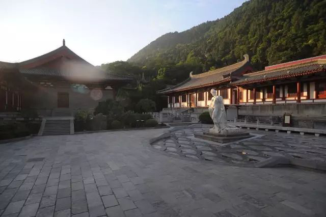 《長(zhǎng)恨歌》再次亮相韓國(guó)哈拿多樂國(guó)際旅游博覽會(huì)(圖4) 《長(zhǎng)恨歌》再次亮相韓國(guó)哈拿多樂國(guó)際旅游博覽會(huì)(圖4)
