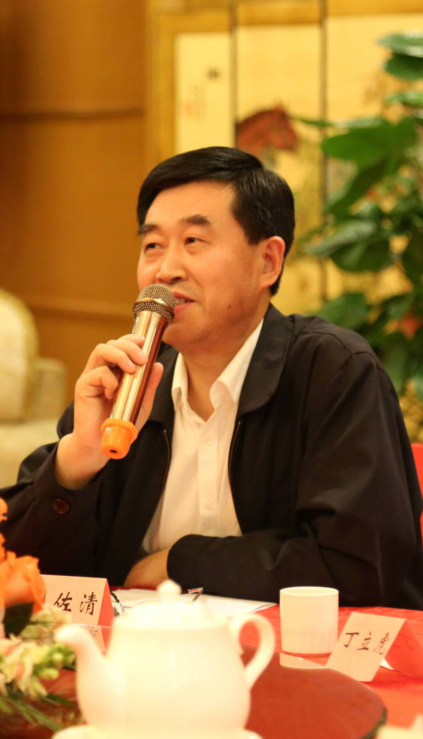 省市勞模同迎五一共賞《大唐女皇》(圖5)