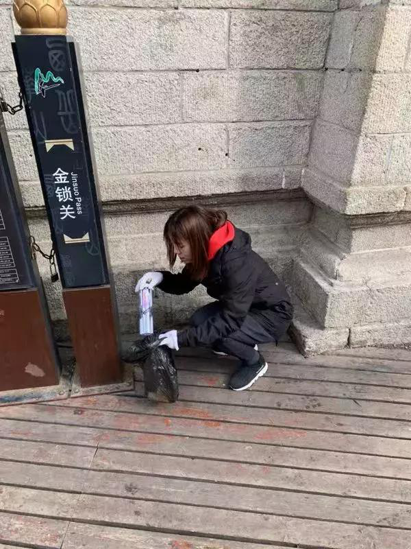 【華山西峰索道】太華索道公司組織干部職工開展學雷鋒志愿服務活動(圖15) 【華山西峰索道】太華索道公司組織干部職工開展學雷鋒志愿服務活動(圖15)