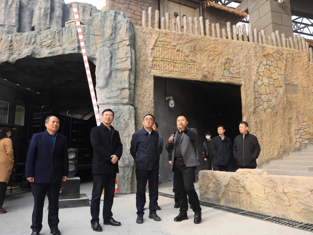 山東省副省長汲斌昌一行前來泰山秀城調(diào)研指導工作(圖3)