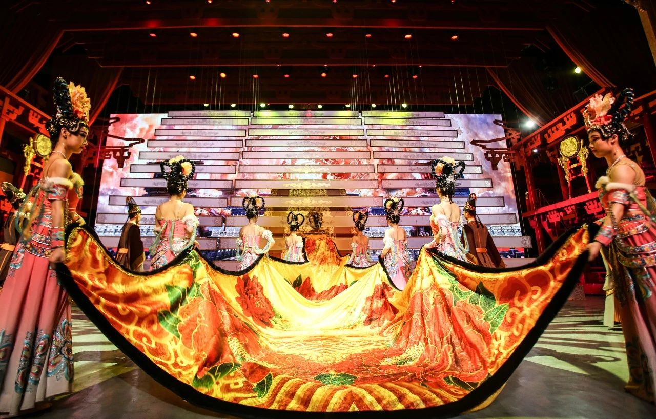 喜迎雙節(jié)丨唐樂宮驚喜不斷，“餅”承心意，以禮相待(圖2)