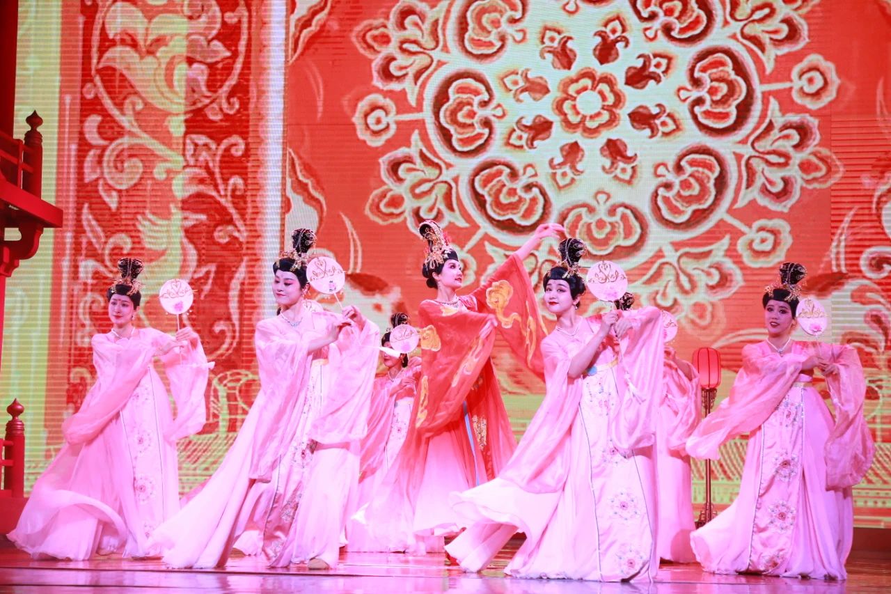 喜迎雙節(jié)丨唐樂宮驚喜不斷，“餅”承心意，以禮相待(圖8)